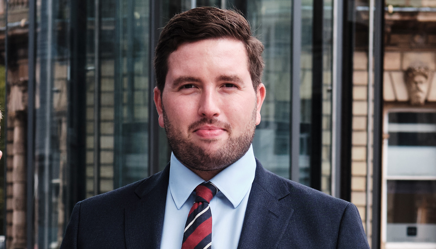 Press Release – Headpoint Promotes Oliver Stephens To Associate Director